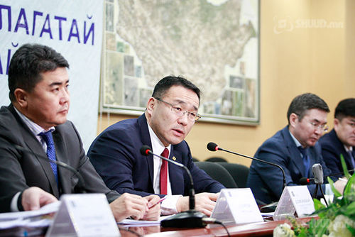 Шатахууны 44 хоногийн нөөцтэй байна